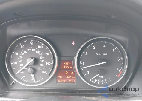 2013 BMW X1 Sdrive28I z USA, uszkodzony, nr VIN WBAVM1C51DVW42577